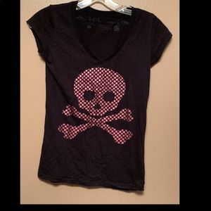 Black Skull V Neck